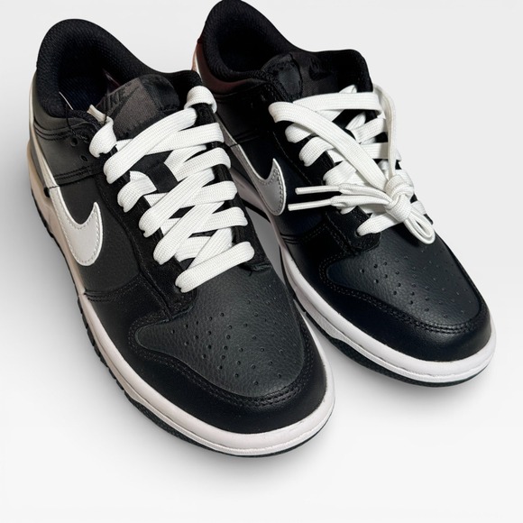 Nike Dunk Low GS Reverse Panda Black White Sneakers Size 4Y NWB - Picture 3 of 8